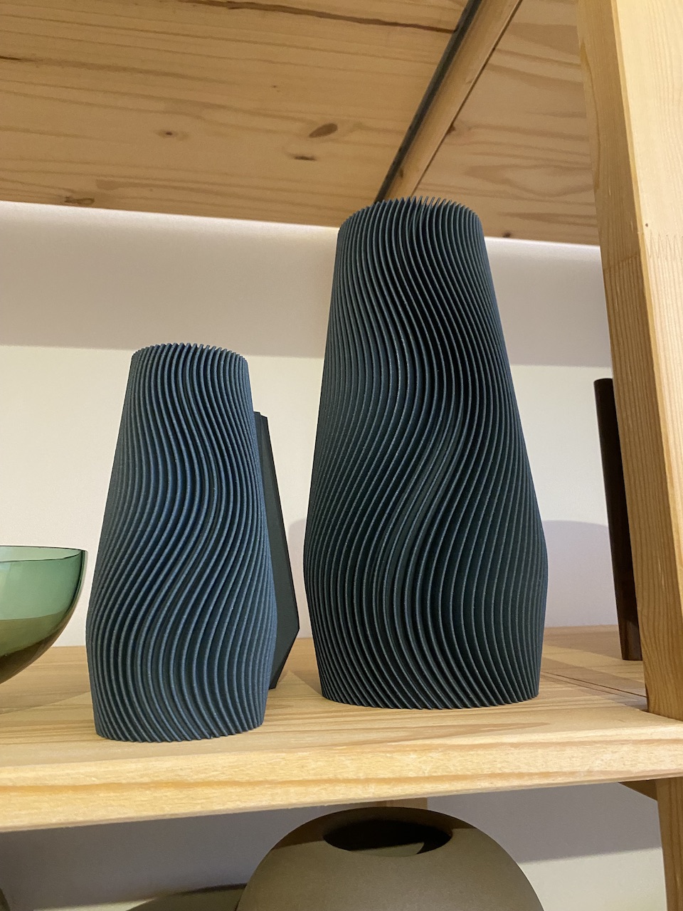 Minimum wave vase